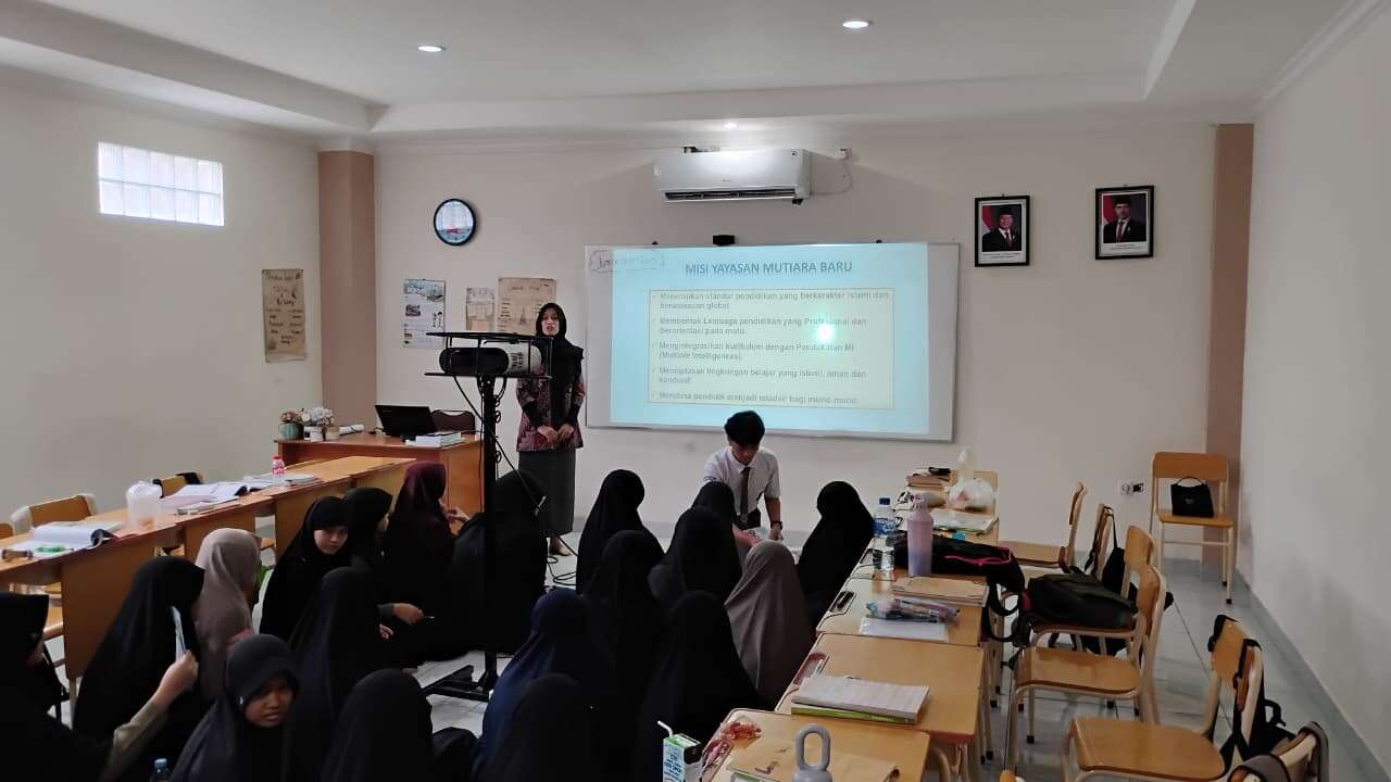 Kegiatan Try Out SMAI MUTIARA BARU Di SMPI AL HILAL Bekasi